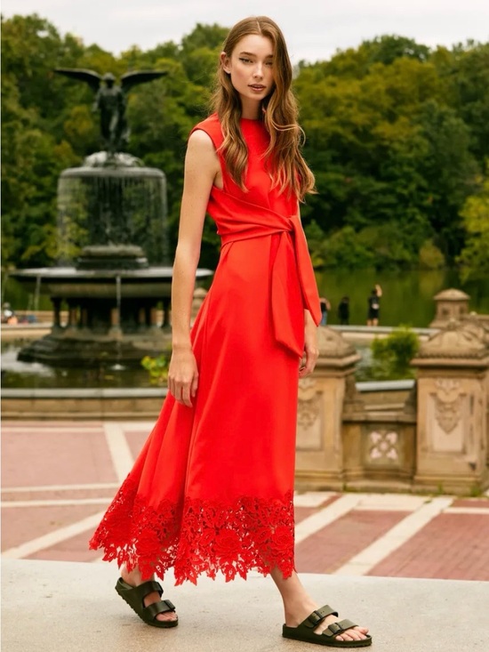 Lela Rose Dresses & Skirts - Lela Rose Vibrant Red Sleeveless Tie-Waist Maxi Dress